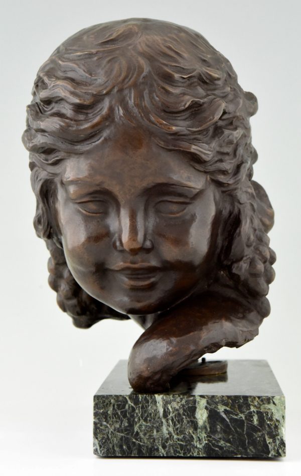 Art Deco bronze bust of a girl