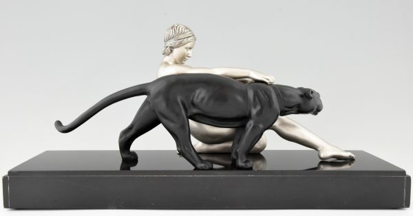 Sculpture Art Deco nue avec panthère