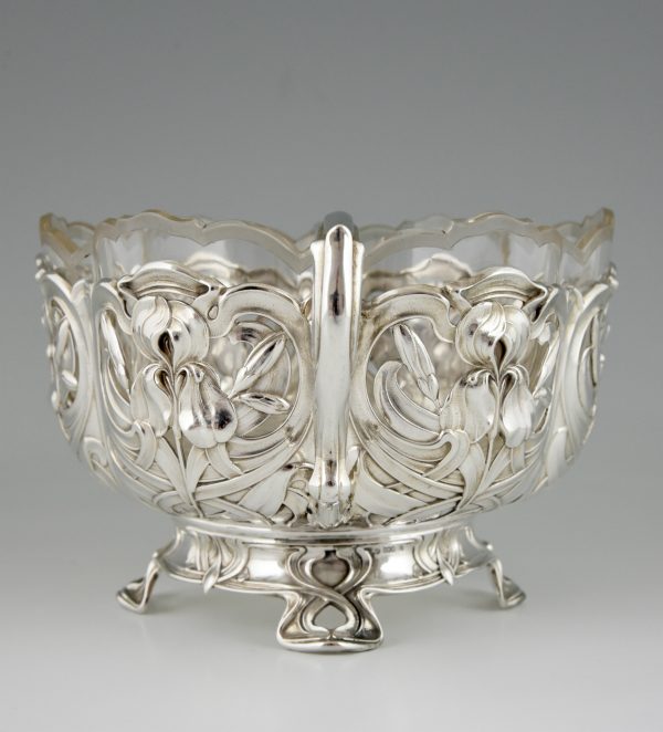 Art Nouveau silver flower dish