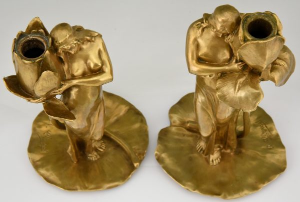 Art Nouveau bougeoirs bronze femmes et fleurs Iris & Lotus