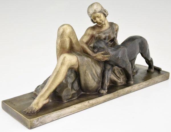 Art Deco sculpture en bronze femme au panthère