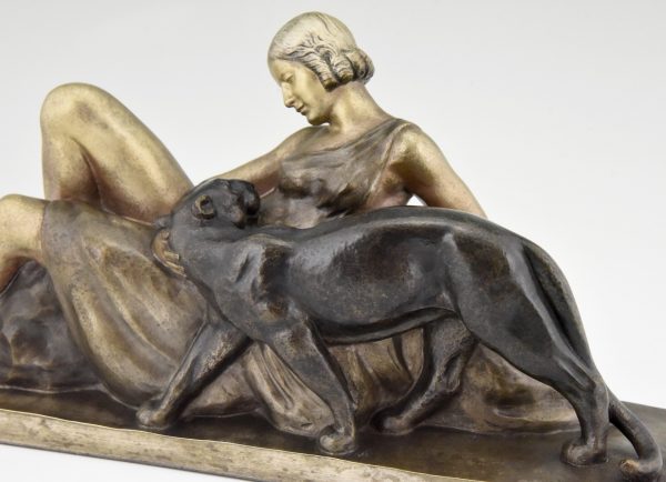 Art Deco bronzen sculptuur vrouw met panter