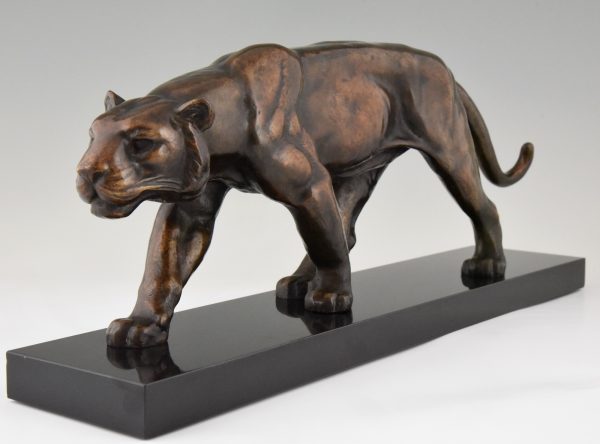 Art Deco bronze sculpture of a panther