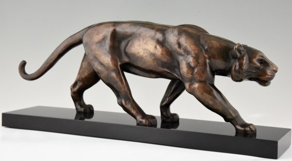 Art Deco bronze sculpture of a panther