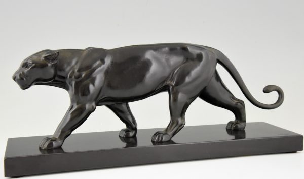 Art Deco panther sculpture.