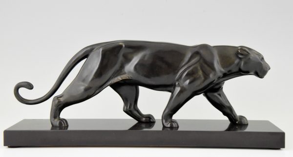 Art Deco panther sculpture.