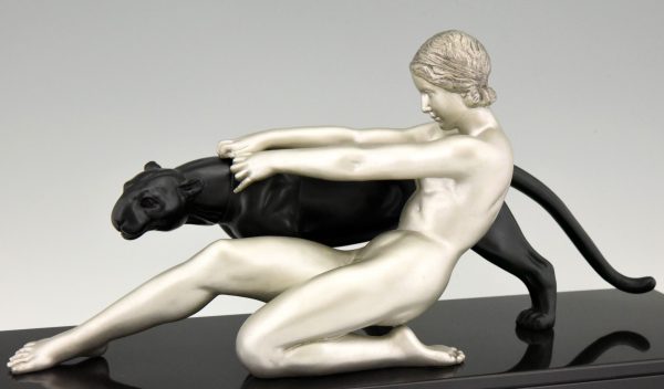 Art Deco sculpture femme nue et panthère