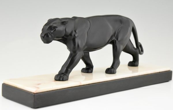 Art Deco sculpture of a panther