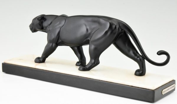 Art Deco sculpture of a panther