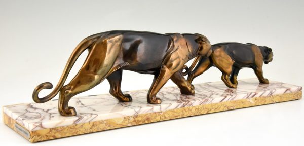 Art Deco sculpture two panthers