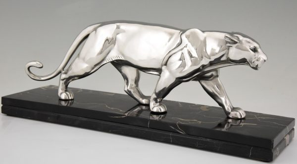 Sculpture Art Deco panthère metal argenté