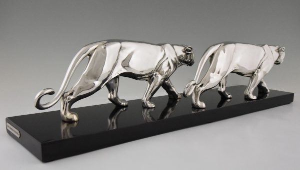Art Deco versilberte Skulptur zwei Panther