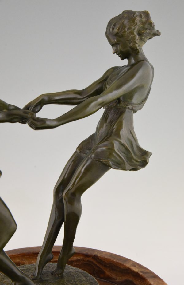 Milieu de table Art Deco en bronze sculpture danseuses