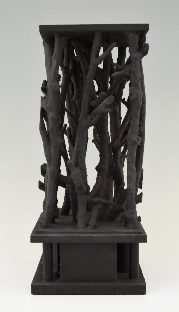 Schwarze Holz Skulptur mit Zweigen der 70er Jahren