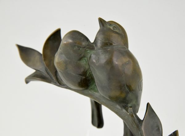 Sculpture en bronze Art Deco deux oiseaux sur une branche