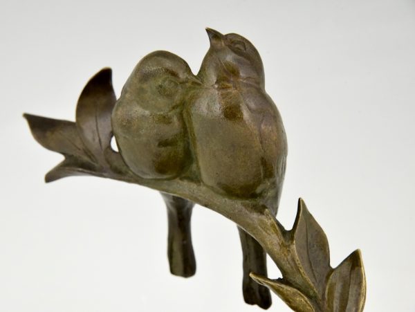 Art Deco bronzen sculptuur twee vogels op tak