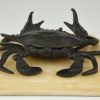 Encrier en bronze en forme de crabe.