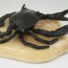 Encrier en bronze en forme de crabe.