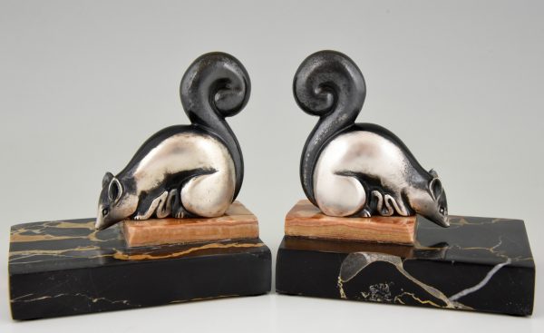 Art Deco serre livres en bronze écureuils