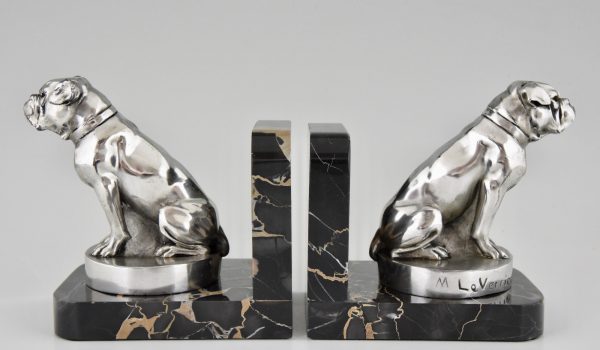 Art Deco bulldog bookends.