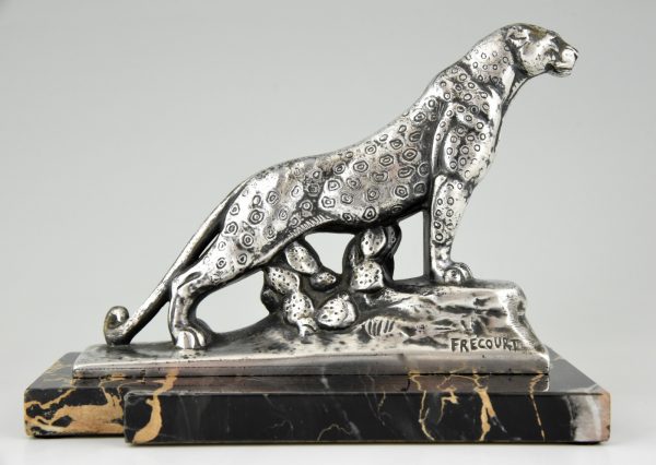 Art Deco Panther Buchstützen.