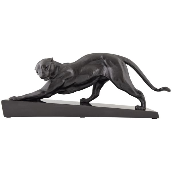 Art Deco panther sculpture.