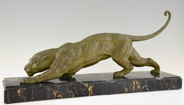 Art Deco panther sculpture.