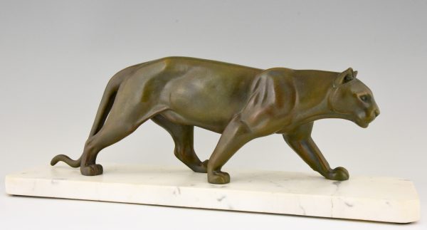 Art Deco sculpture of a panther