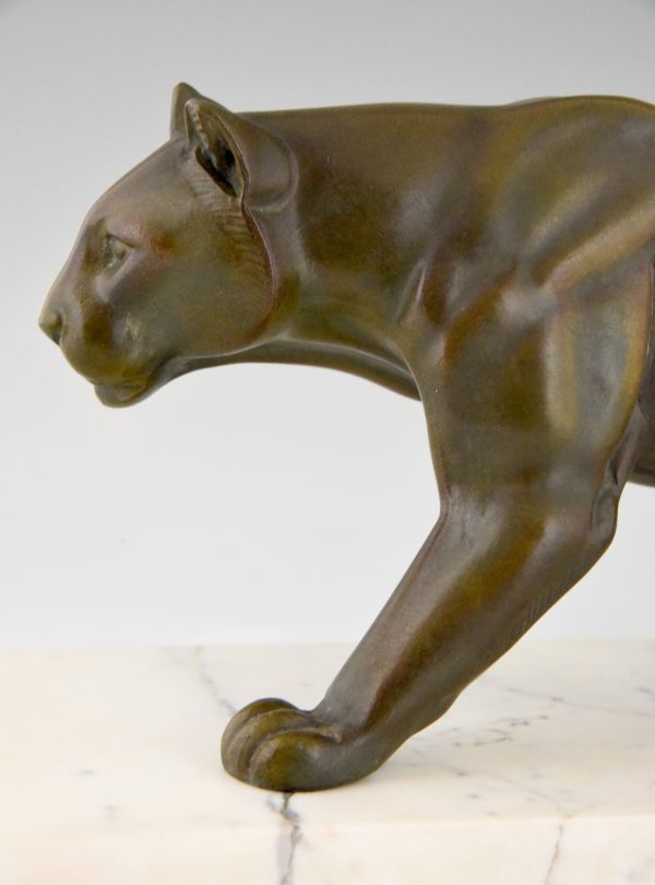 Art Deco sculpture of a panther