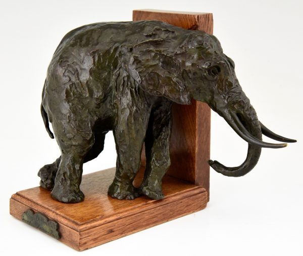 Art Deco bronzen boekensteunen olifanten