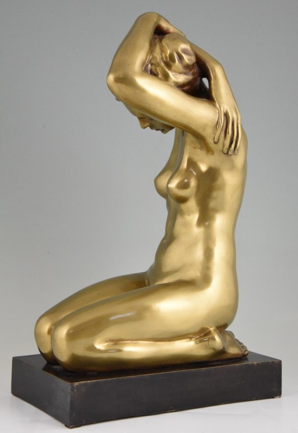 Art Deco bronzen beeld geknielde naakte vrouw