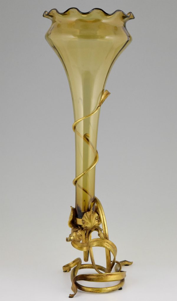 Jugendstil vaas glas en brons, 71 cm.
