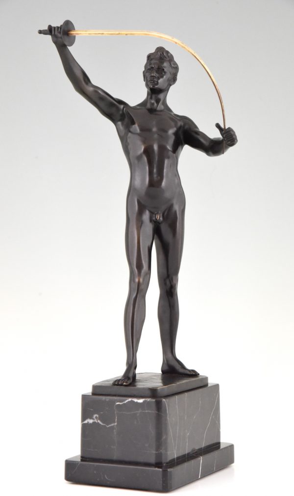 Art Deco bronze sculpture of a male nude fencer.