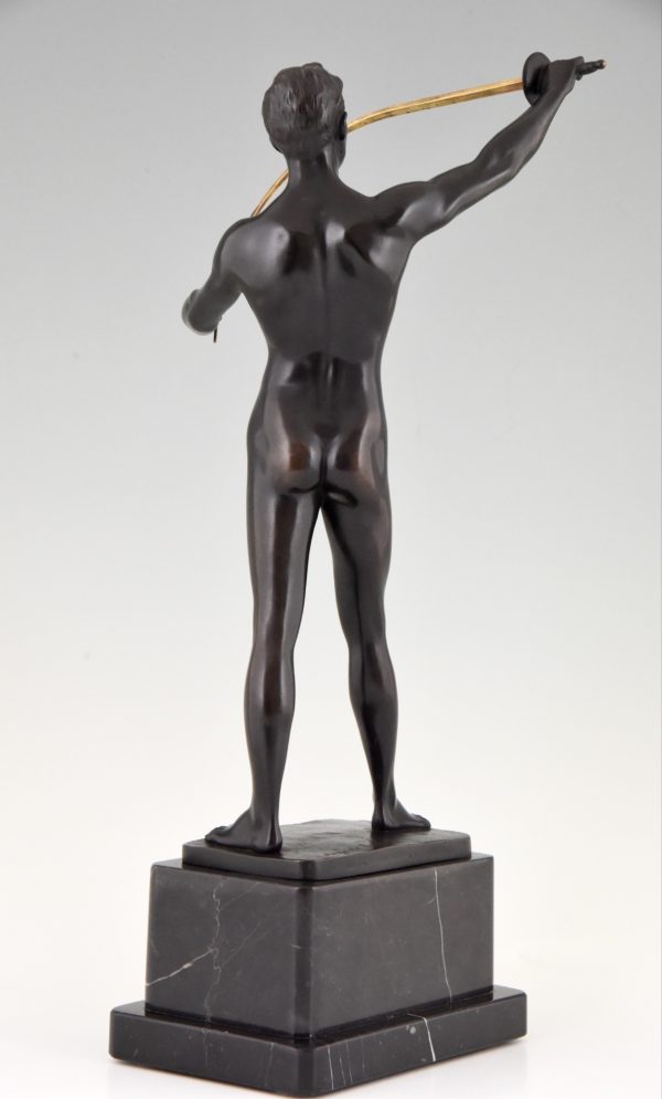 Art Deco bronze sculpture of a male nude fencer.