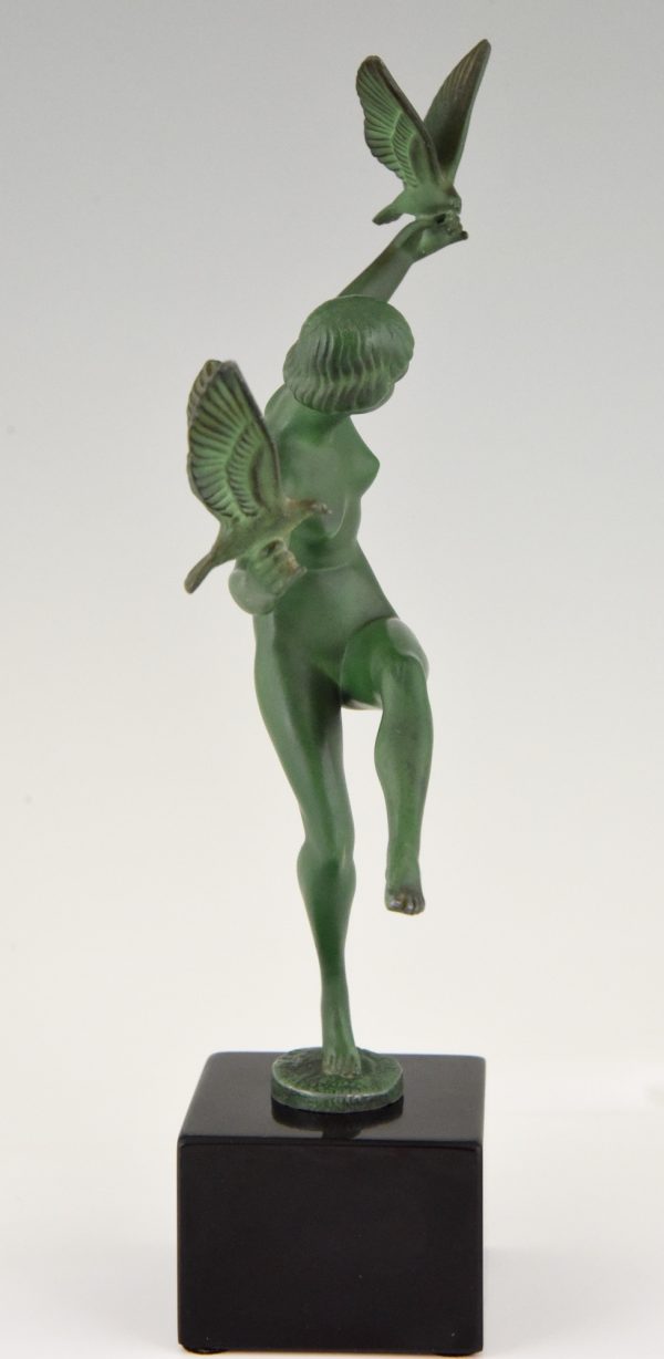 Sculpture Art Deco danseuse nue aux oiseaux