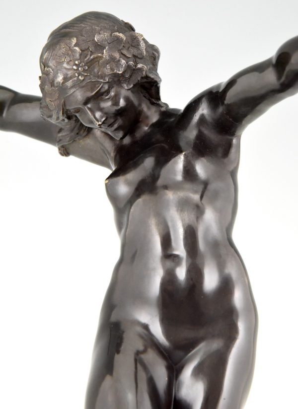 Art Nouveau bronzen sculptuur naakte vrouw Bacchante