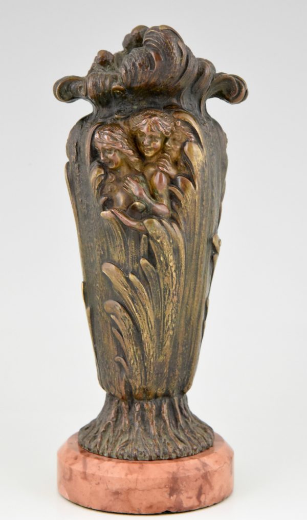 Jugendstil Vase Wiener Bronze Mädchen Gezichter