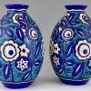 Paire de Art Deco vases en céramique fleurs sur fond blue