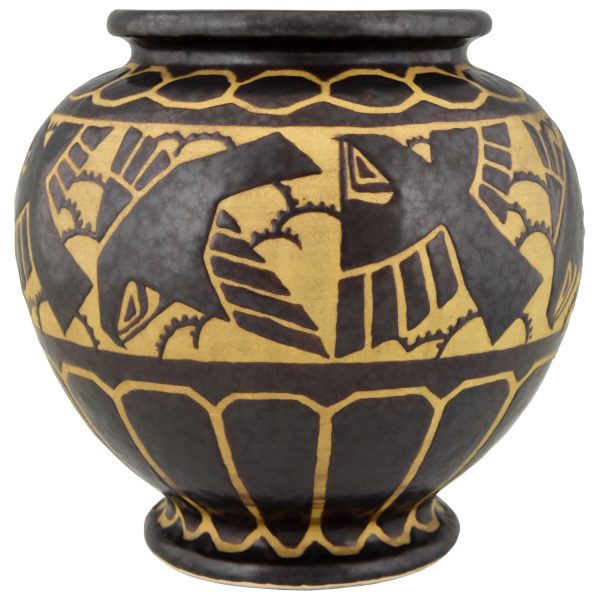 Art Deco vase with birds.