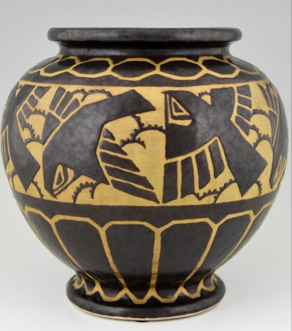 Art Deco vase with birds.