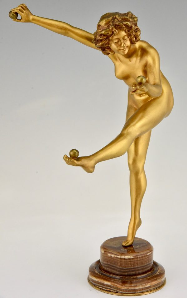 Art deco sculpture en bronze femme nue jongleuse