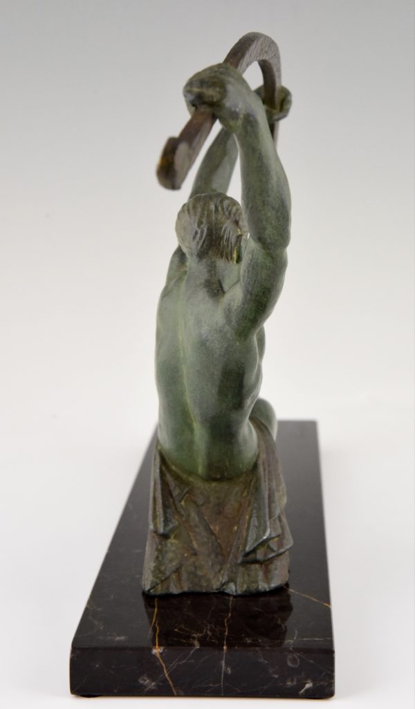 Art Deco Skulptur atletische  Mann, “L’age du bronze”