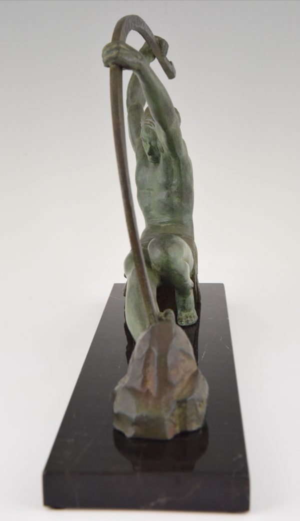 Art Deco beeld atletische man, “L’age du bronze”