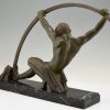 Art Deco bronzen sculptuur man die staaf buigt l’age du bronze