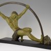 Art Deco Skulptur atletischer Mann mit Stab “l’age du bronze”