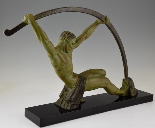 Art Deco Skulptur atletischer Mann mit Stab “l’age du bronze”