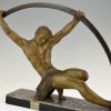 Art Deco Skulptur atletischer Mann mit Stab “l’age du bronze”