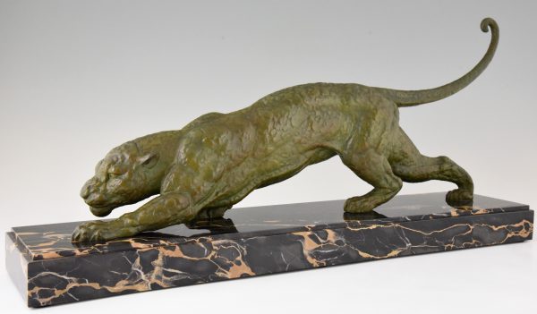 Art Deco sculpture of a panther