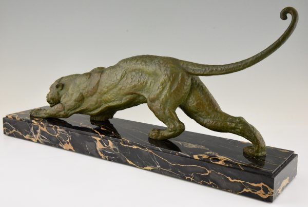 Art Deco sculpture of a panther