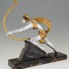 Diana Art Deco sculptuur vrouw met boog op marmeren sokkel